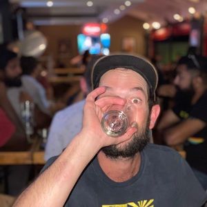 Meet your Posher, Leon